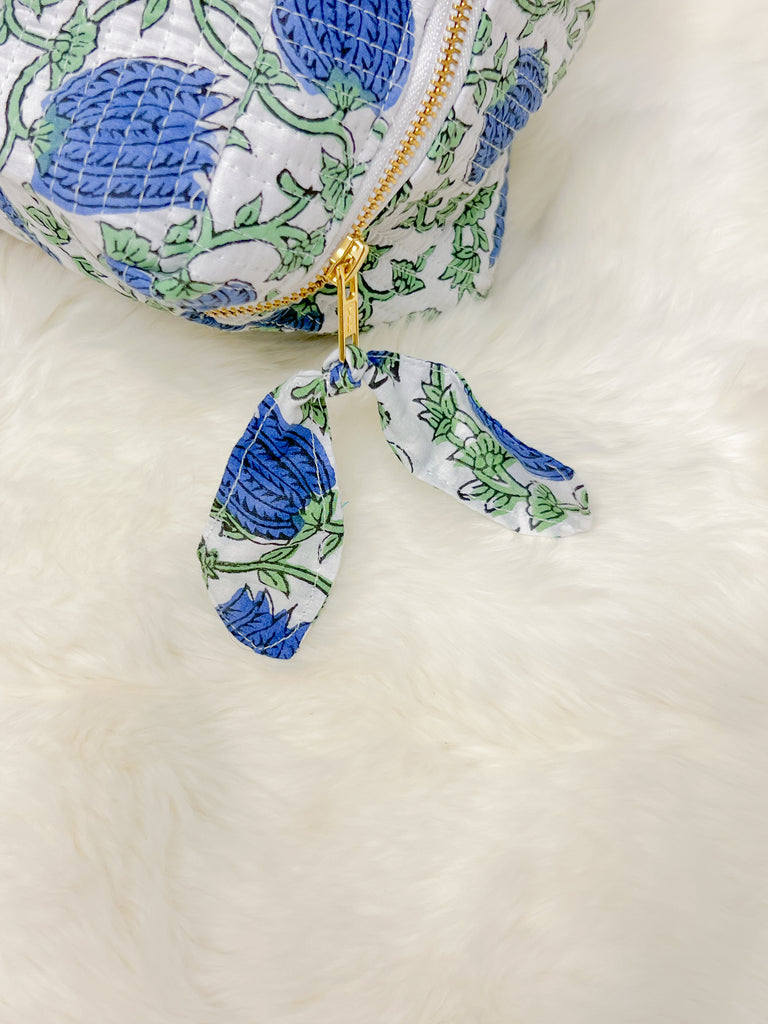 Calli Jane Handle Cosmetic Bag Purse Peacocks & Pearls Lexington