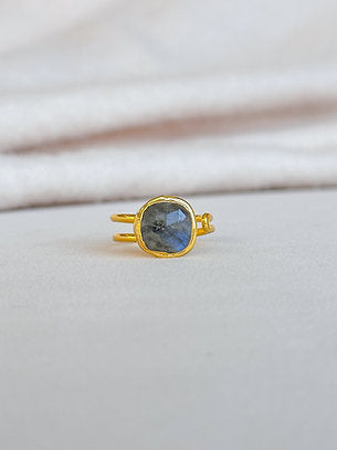 Single Ring - Stone Jewelry Peacocks & Pearls Lexington Labradorite