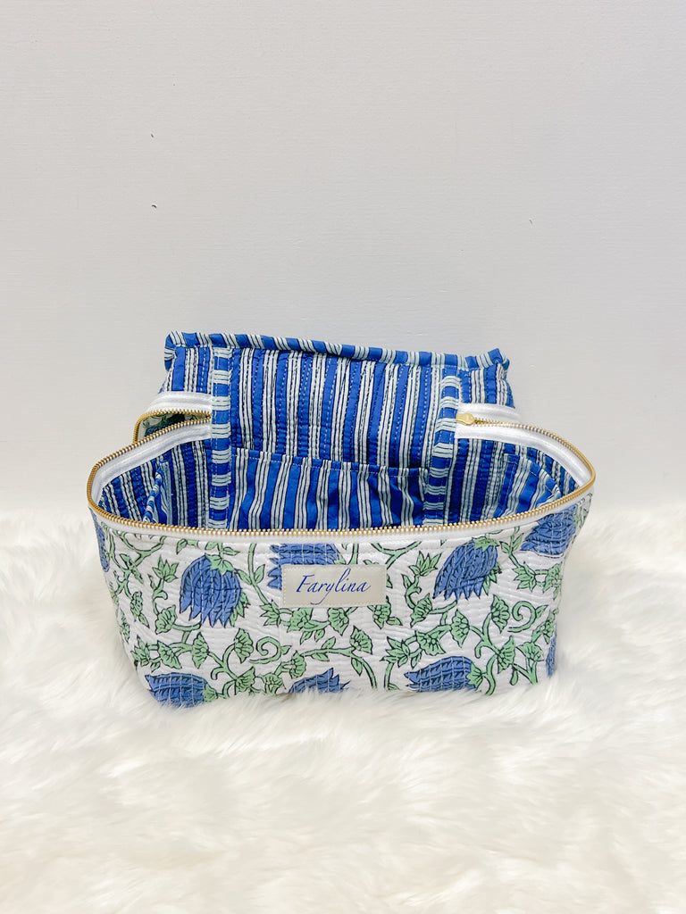 Calli Jane Handle Cosmetic Bag Purse Peacocks & Pearls Lexington