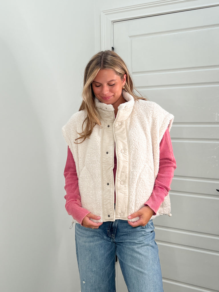 Staying Warm Sherpa Vest Clothing Peacocks & Pearls Lexington   