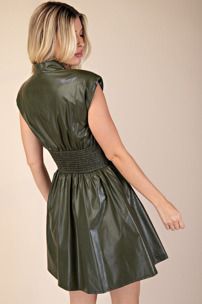 earthy cocktail dress Meet Castagna From Chapter VIII Earthy & Winter Tones. Now available to rent. A BCBGMAXAZRIA ruched halter-neck dress in warm mocha brown, draped like gathered silk against the body