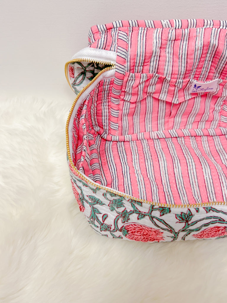 Calli Jane Handle Cosmetic Bag Purse Peacocks & Pearls Lexington