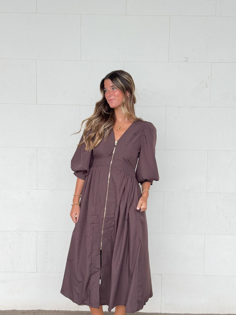 Under The Oaks Midi Dress Clothing Peacocks & Pearls Lexington