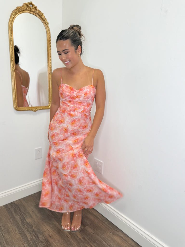 Floral Flair Midi Dress Clothing Peacocks & Pearls Lexington   