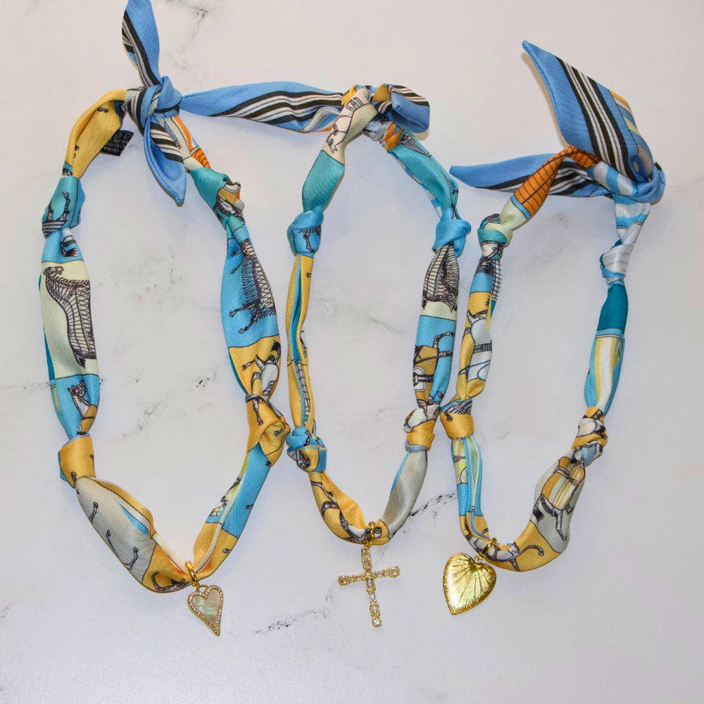 Scarf Pendant Necklace Jewelry Peacocks & Pearls Lexington