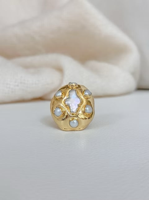 Globe Cross Ring Jewelry Peacocks & Pearls Lexington