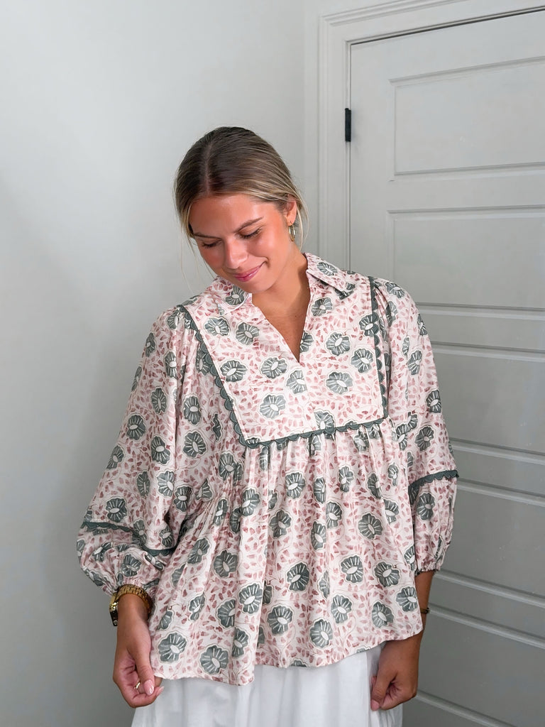 Greenhouse Glow Top Clothing Peacocks & Pearls Lexington