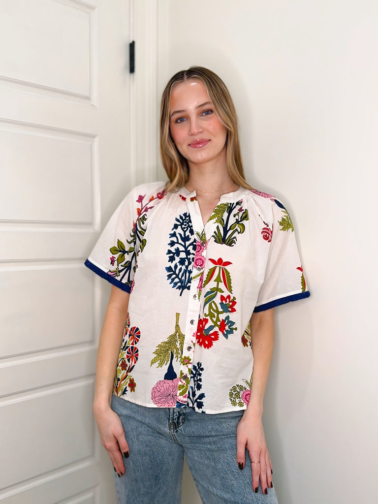 Floral Stroll Top Clothing Peacocks & Pearls Lexington