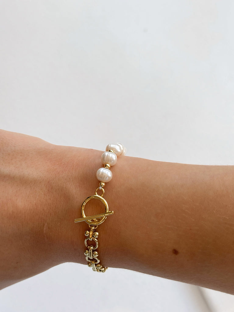 Pearl and Loop Bracelet Jewelry Peacocks & Pearls Lexington