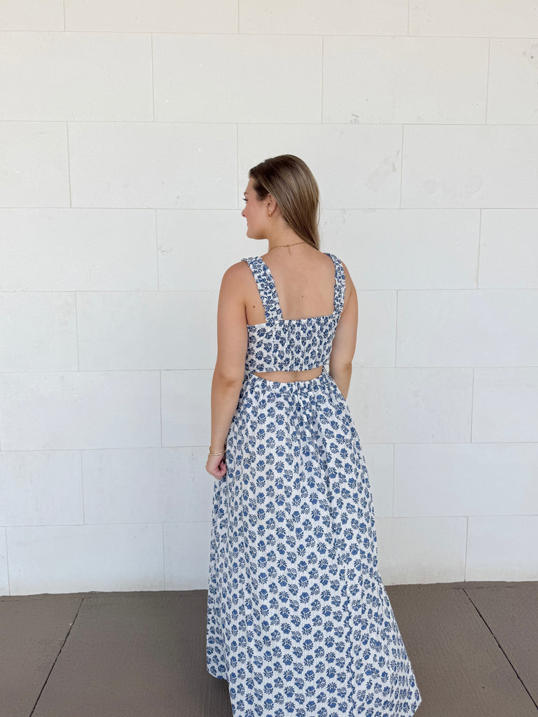 Coastal Bloom Maxi Dress Clothing Peacocks & Pearls Lexington