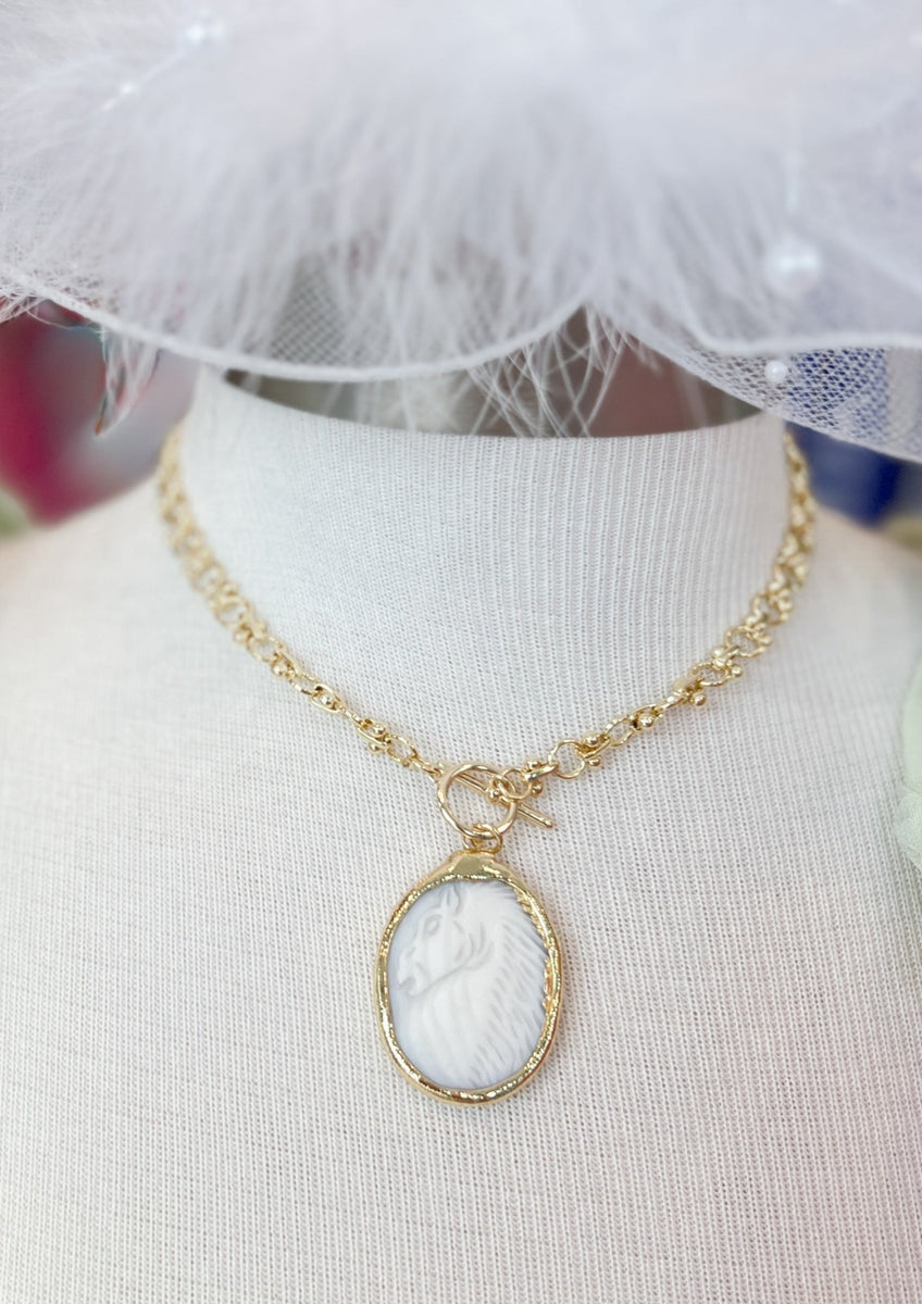 Horse Toggle Loop Necklace – Peacocks & Pearls Lexington