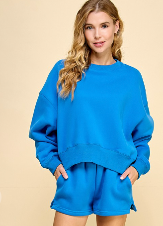 To The Tailgate Royal Crew Neck Clothing Peacocks & Pearls Lexington   