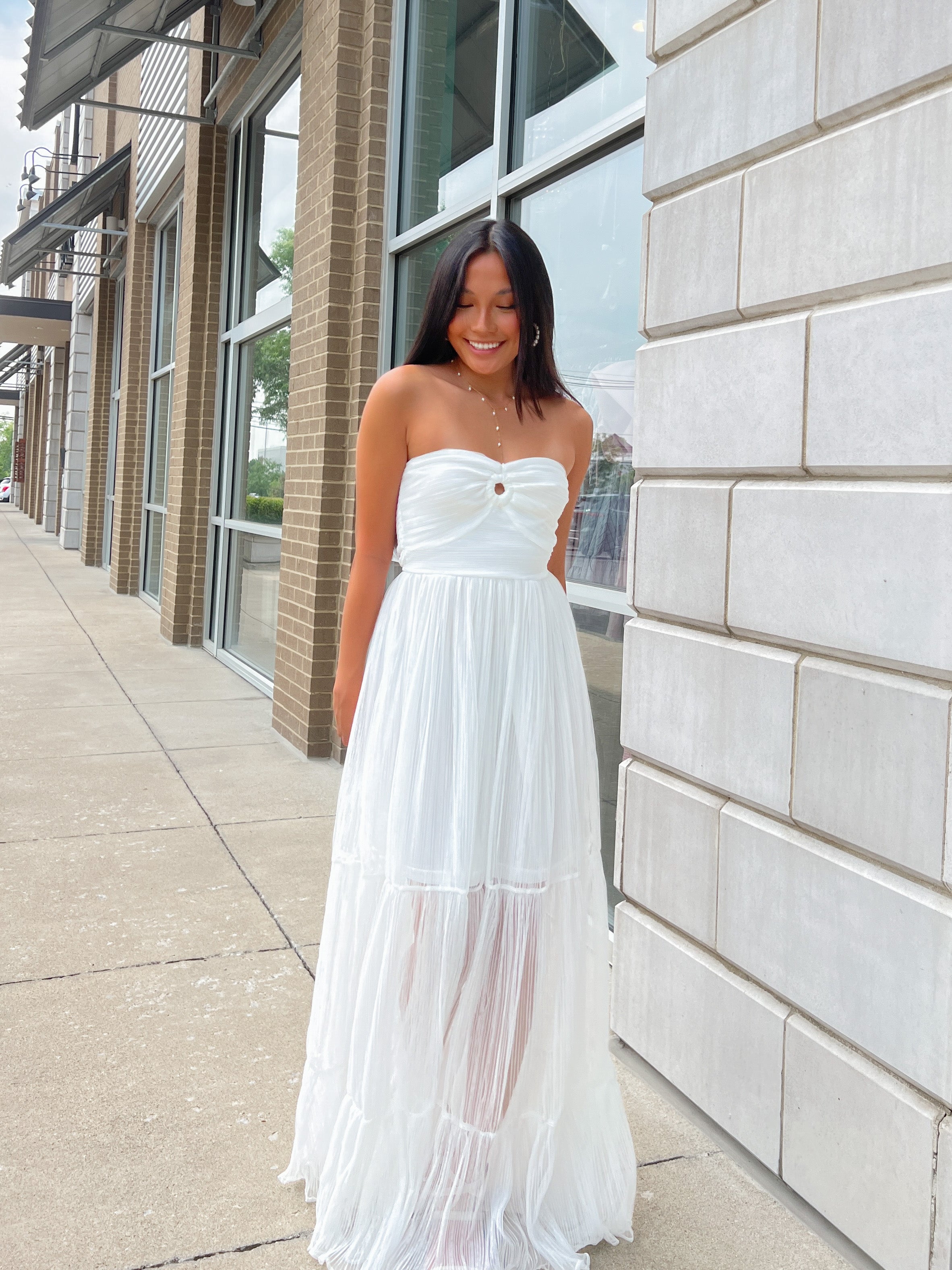 White Strapless Pleated Tulle Maxi Dress Peacocks & Pearls Lexington White Strapless Pleated Tulle Maxi Dress Peacocks & Pearls Lexington