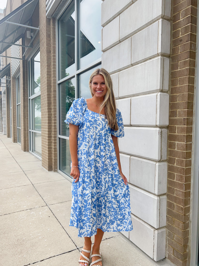 Floral Fantasy Midi Dress Clothing THML Blue XS 