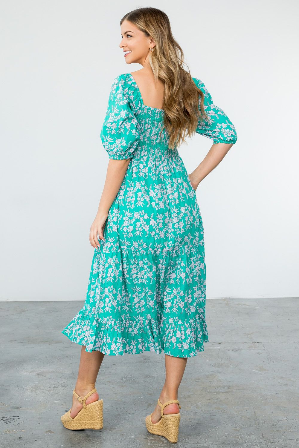 Green Floral Smocked Tiered Dress – Peacocks & Pearls Lexington