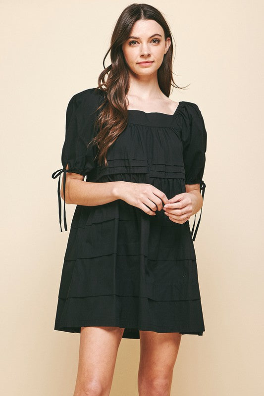 Puff S/S Pleated Tiered Detail Dress Clothing Pinch Black S 