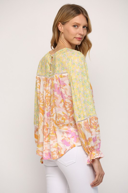 Multi Floral Pattern Lng Slv Top – Peacocks & Pearls Lexington