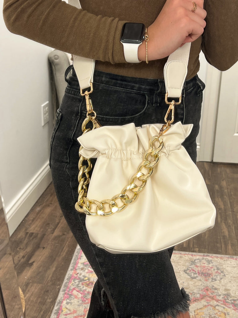 Cream Cinch Bag w Gold Chain and Interchangeable Strap Purse Ahdorned   