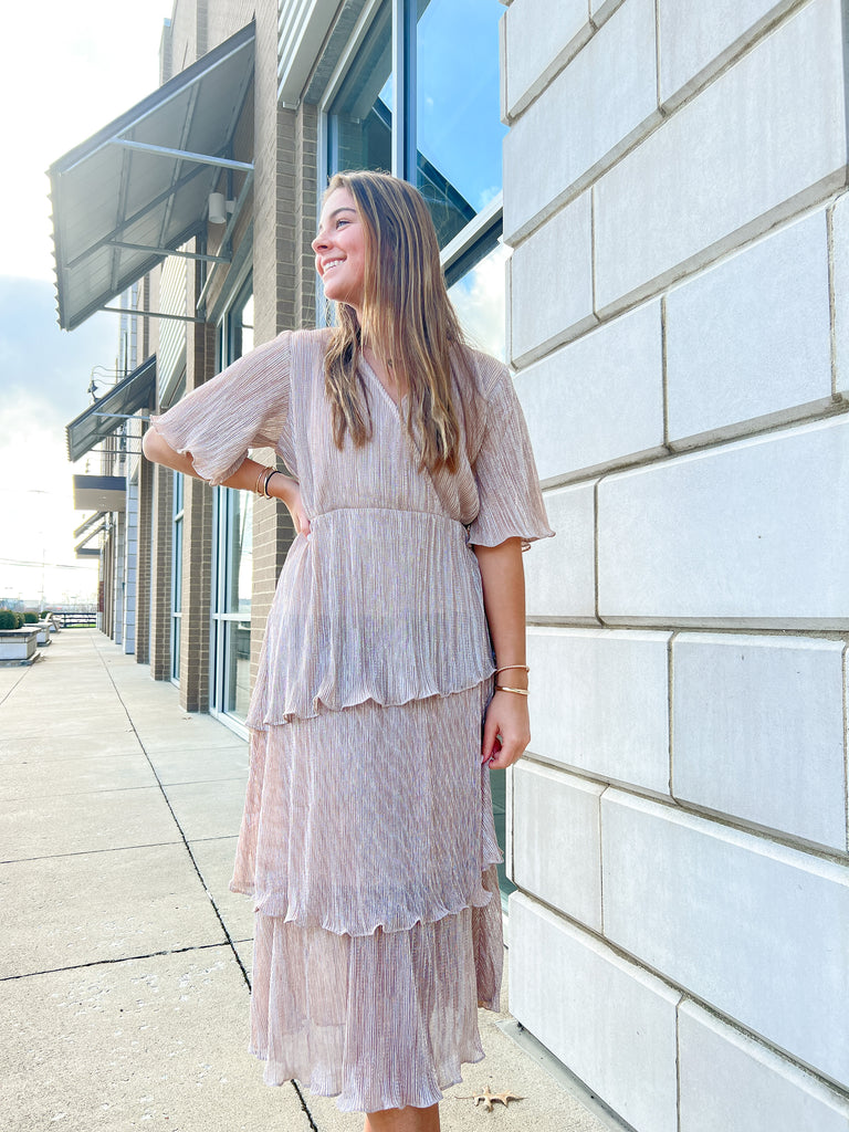 Glitter Tiered S/S Maxi Dress Peacocks & Pearls Lexington Glitter Tiered S/S Maxi Dress Peacocks & Pearls Lexington