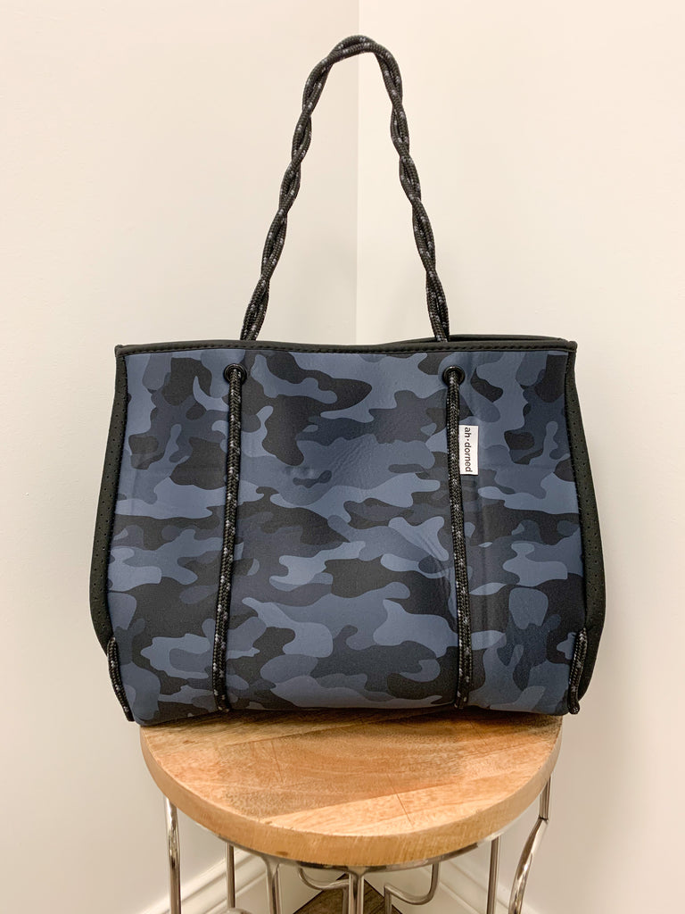 Perforated Neoprene Tote Bag I Purse Ahdorned Navy Camo - Pink Inside  