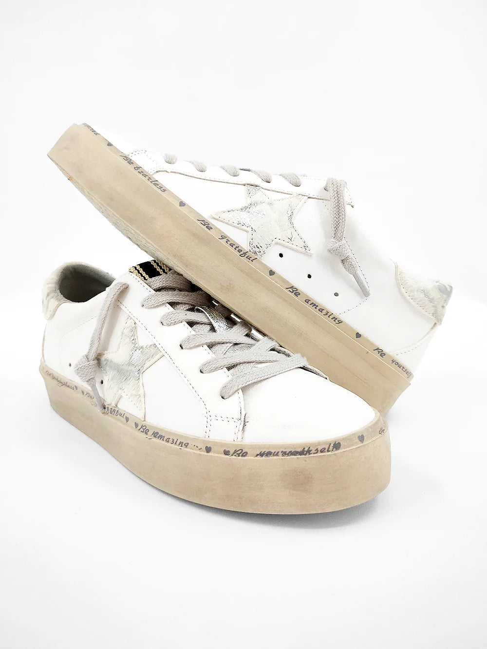 White pony best sale sneakers